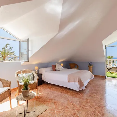 Seaside Elegance By Fidalsa Villa *
