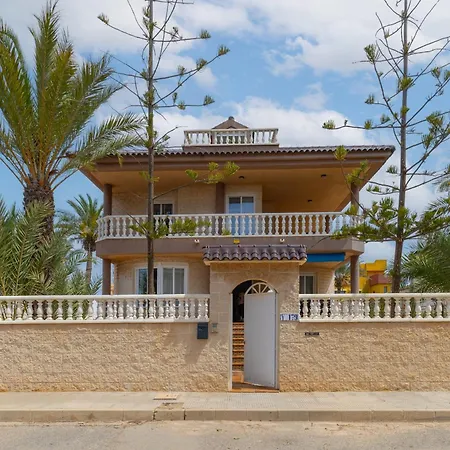 Villa Seaside Elegance By Fidalsa *