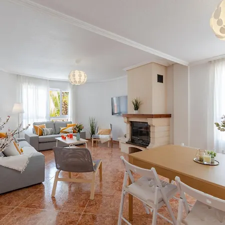 Villa Seaside Elegance By Fidalsa *