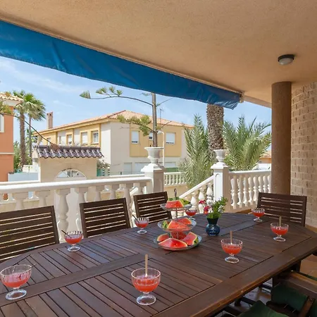 Villa Seaside Elegance By Fidalsa